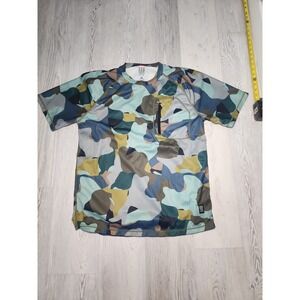 Topo Designs Men's XL Camo Short Sleeve With Zip Fron Chest Pocket